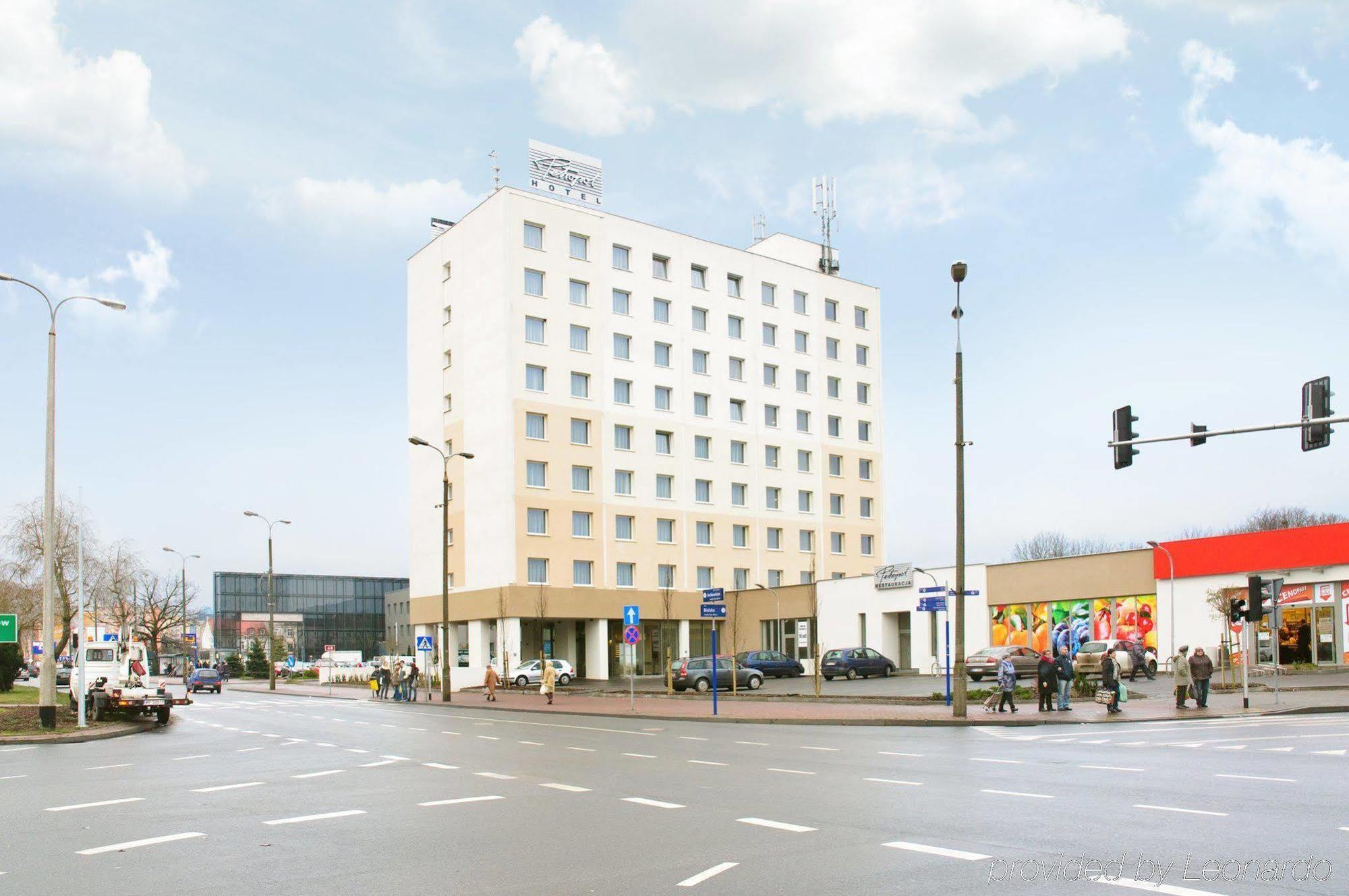 Hotel Petropol Płock Εξωτερικό φωτογραφία